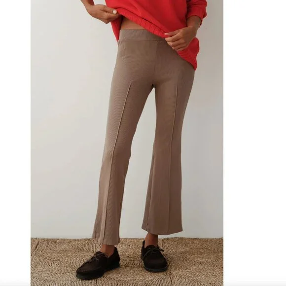 Donni. The Rib Kick Flare - Picture 1 of 5